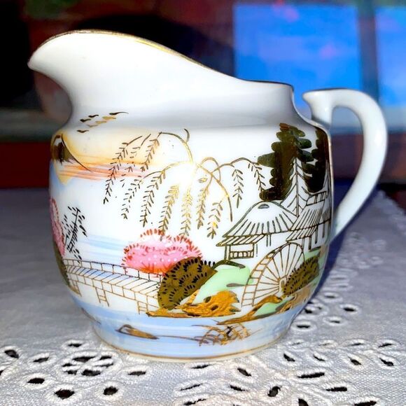 Kutani Japan China Vintage Hand Panted Small Milk Jug - Picture 3 of 9